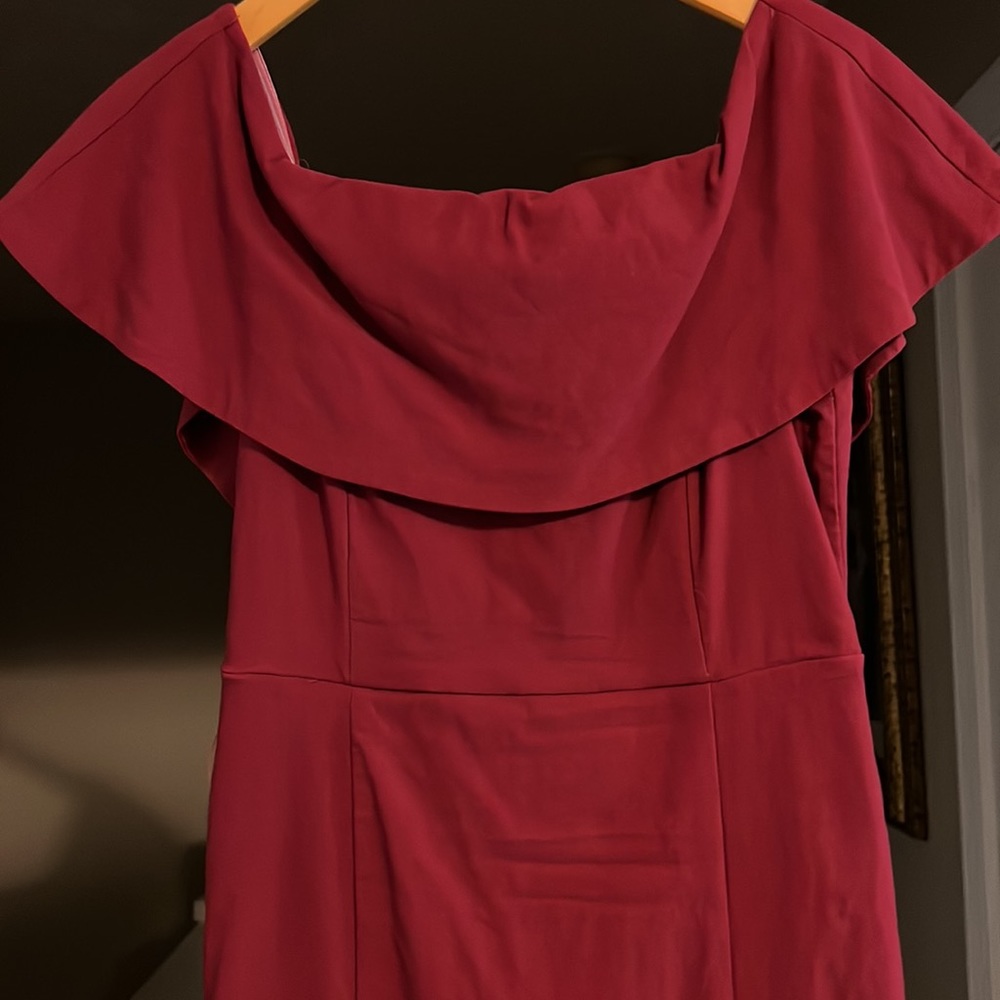 Dress - Picture 2 of 4